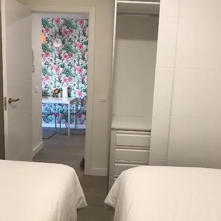 Just To Sleep: Deluxe 2 Bedrooms Appartement